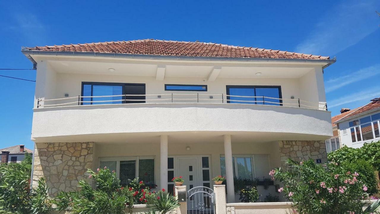 Holiday Home Velebit Nin Exteriér fotografie